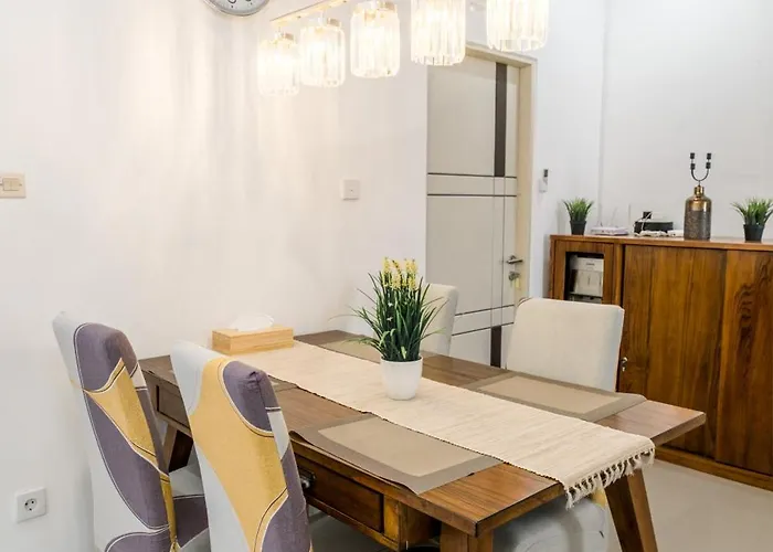 Three Eight - 3br Cozy With Rooftop Nusa Dua (Bali)