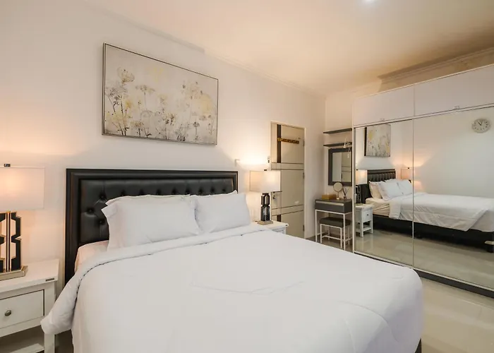 Three Eight - 3br Cozy With Rooftop