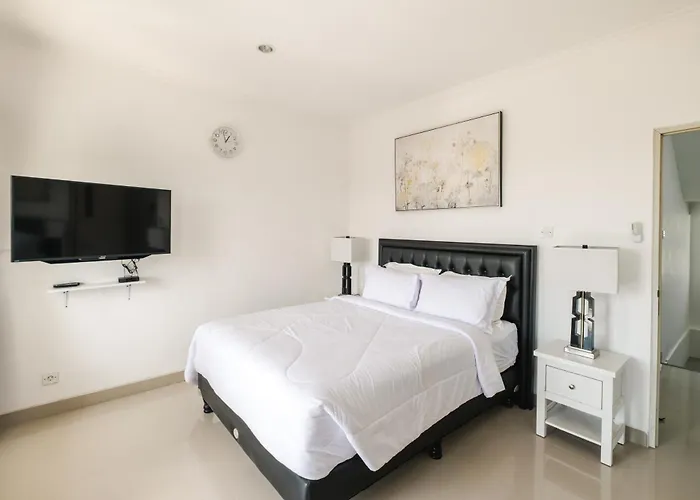 Three Eight - 3br Cozy With Rooftop Nusa Dua (Bali)