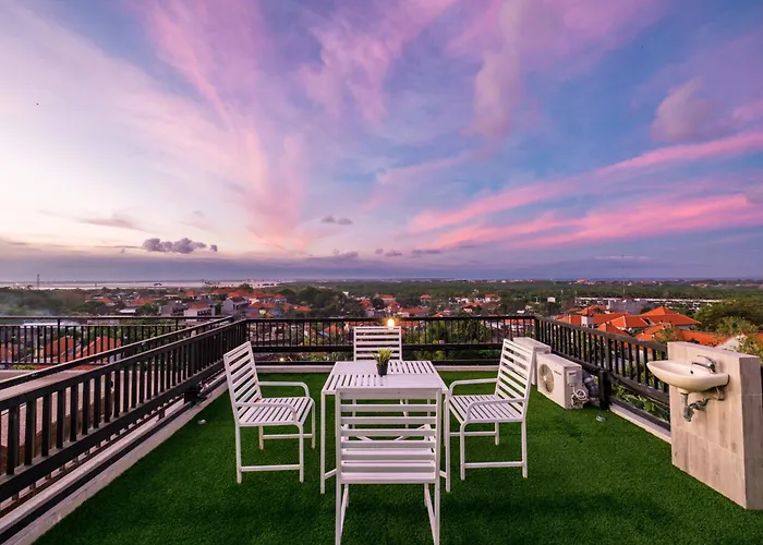 Three Eight - 3br Cozy With Rooftop Villa