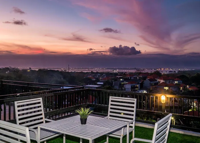 Three Eight - 3br Cozy With Rooftop Nusa Dua (Bali)